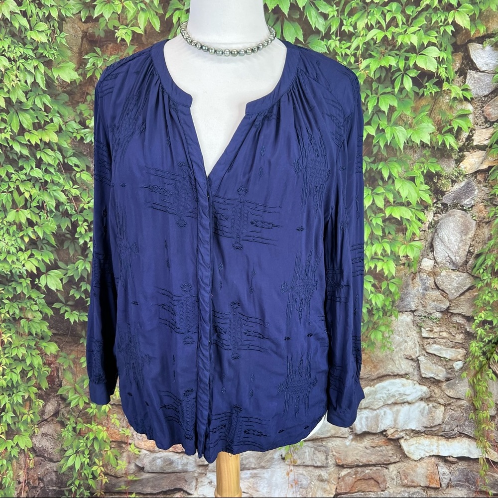 CYNTHIA ROWLEY Navy Blue Tonal Embroidered Button-Front Blouse, 2X - Picture 2 of 11